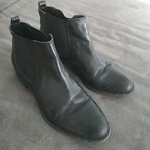Black Chelsea Boots